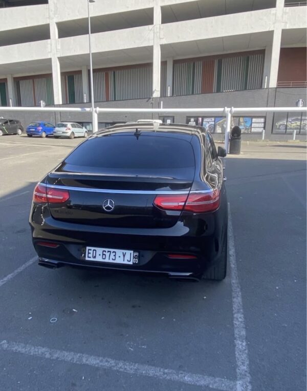 Mercedes GLE – Automatique – Diesel – 20 800 km – Très bon état