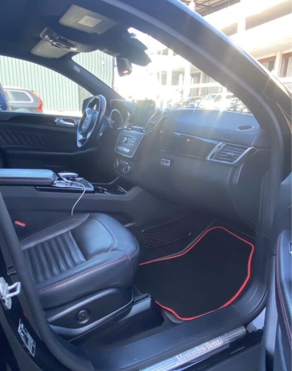 Mercedes GLE – Automatique – Diesel – 20 800 km – Très bon état