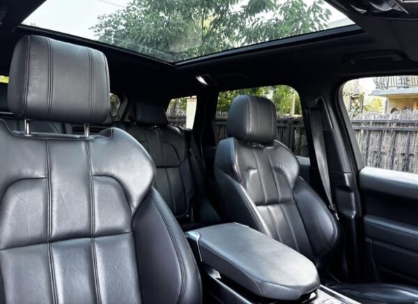 Range Rover Sport HSE V6 – 258 ch – 2015 – 159 000 km – Entretien à jour