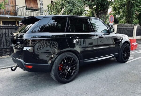 Range Rover Sport HSE V6 – 258 ch – 2015 – 159 000 km – Entretien à jour