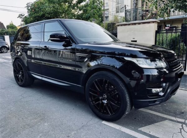 Range Rover Sport HSE V6 – 258 ch – 2015 – 159 000 km – Entretien à jour